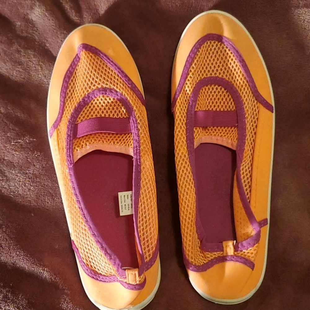 Water shoes